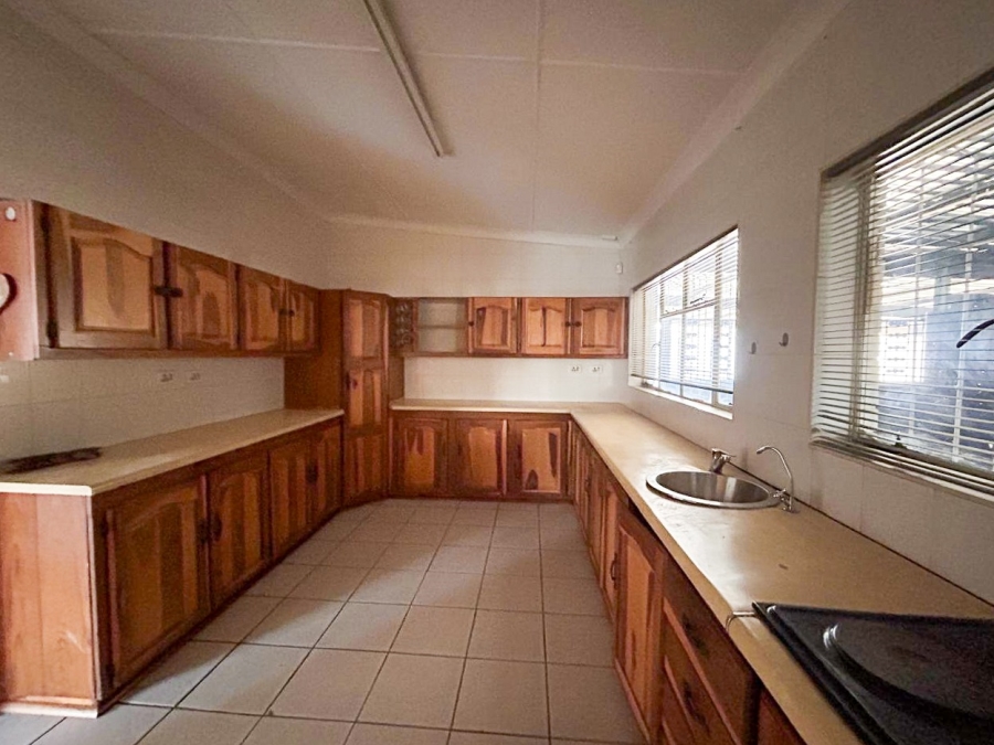 4 Bedroom Property for Sale in Parys Free State